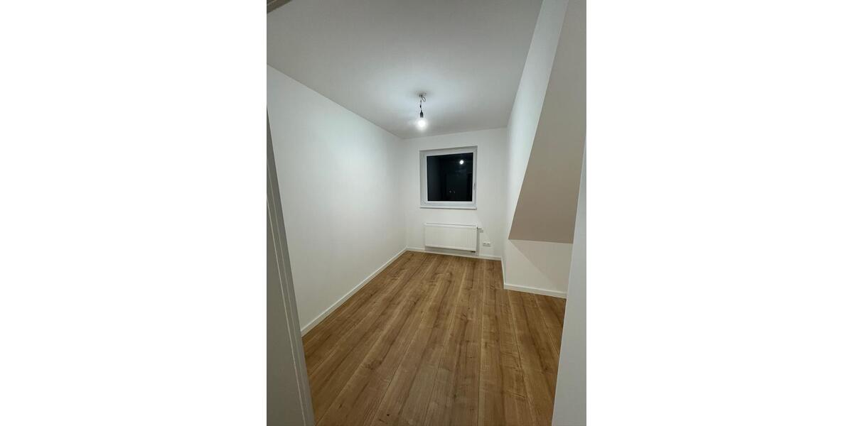 Maisonettenwohnung Löhne - 4 Zimmer, 105 m&sup2;, 1.050&euro; | Angebot:25714505