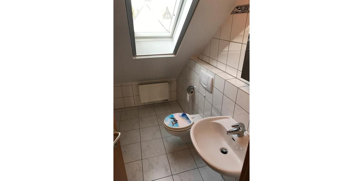 Dachgeschoßwohnung Bielefeld Brackwede - 3 Zimmer, 80 m&sup2;, 1.130&euro; | Angebot:25961218