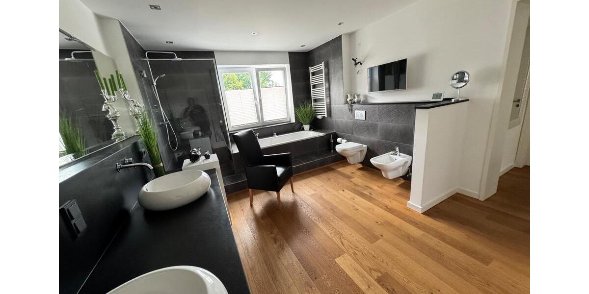 Einfamilienhaus Bad Oeynhausen - 3 Zimmer, 194 m&sup2;, 698.000&euro; | Angebot:27189856