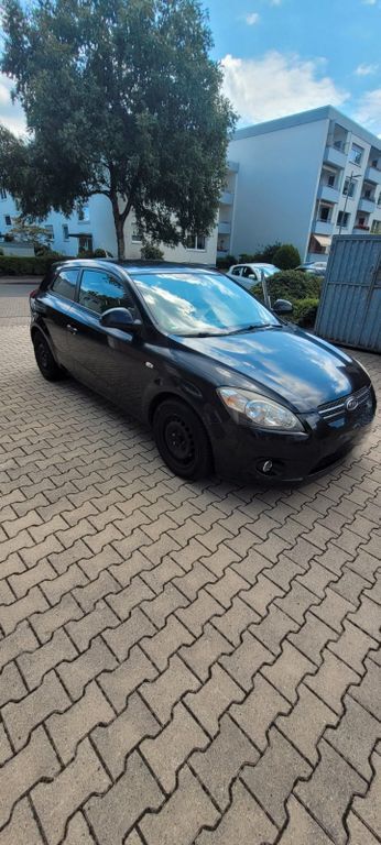 Kia ceed / Ceed 268.000 km 1.100 € Bielefeld 33615