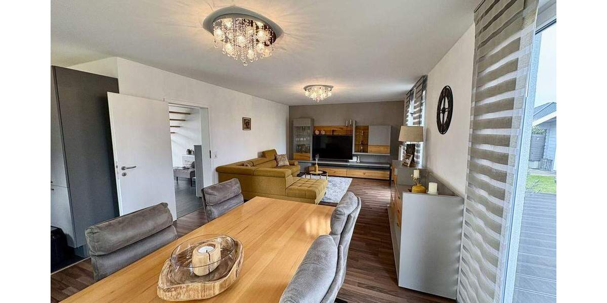 Einfamilienhaus Bad Salzuflen / Holzhausen Holzhausen - 4 Zimmer, 125 m&sup2;, 480.000&euro; | Angebot:26715211