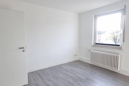 Wohnung Bielefeld Brackwede - 3 Zimmer, 75 m&sup2;, 600&euro; | Angebot:26337245