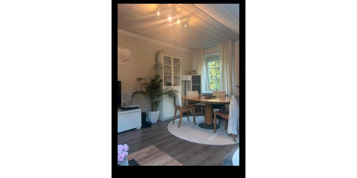 Mehrfamilienhaus, Wohnhaus Schloß Holte-Stukenbrock Stukenbrock - 7 Zimmer, 170 m&sup2;, 1.700&euro; | Angebot:25642524