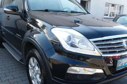SsangYong Rexton 165.800 km 7.450 &euro; Löhne 32584