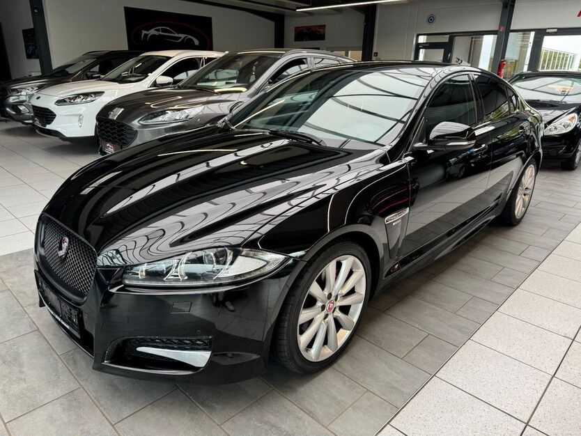 Jaguar XF 171.000 km 9.900 € Detmold 32758