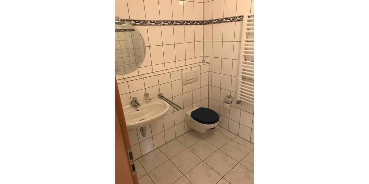 Dachgeschoßwohnung Bielefeld Brackwede - 3 Zimmer, 80 m&sup2;, 1.130&euro; | Angebot:25961218