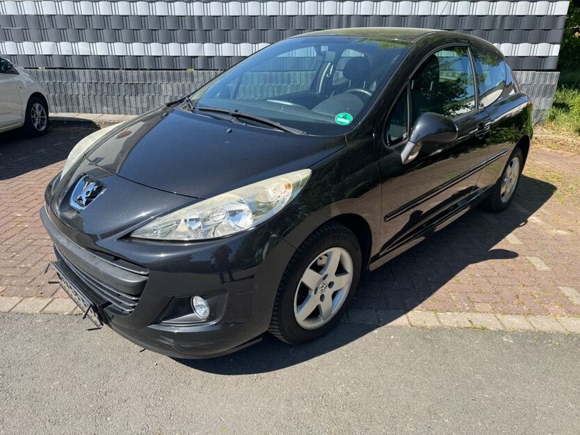 Peugeot 207 135.900 km 2.300 € Bad Salzuflen 32105