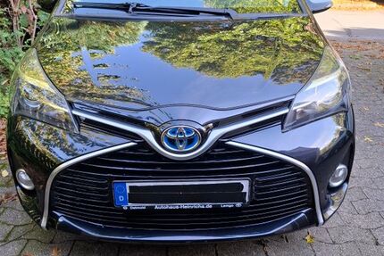 Toyota Yaris 58.700 km 12.800 € Bielefeld 33739
