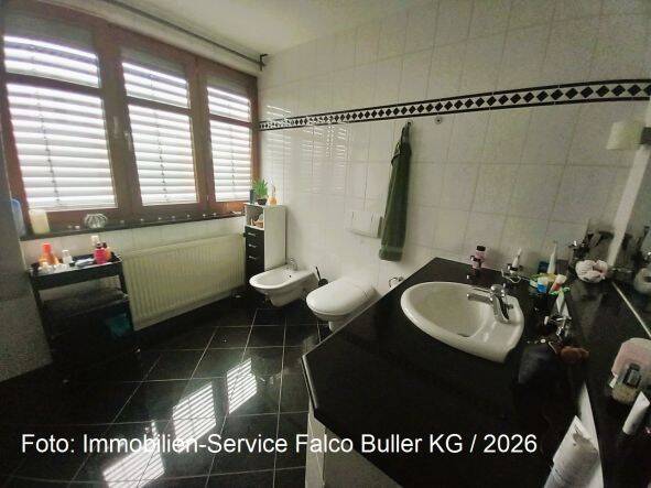 Etagenwohnung Bad Salzuflen Innenstadt - 3 Zimmer, 119 m&sup2;, 350.000&euro; | Angebot:25985812