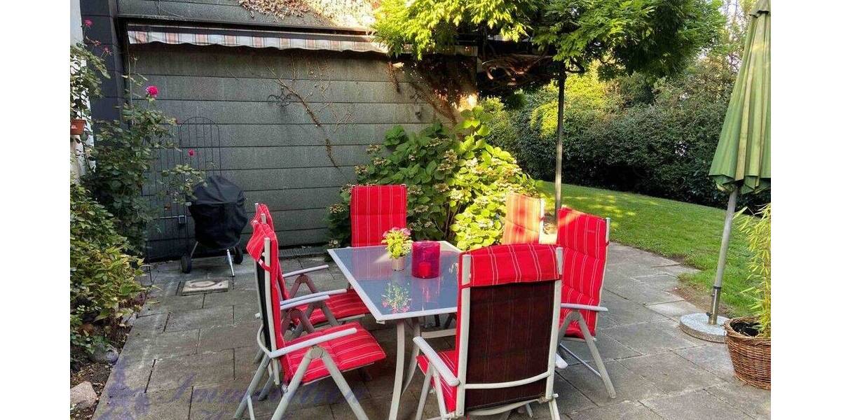 Charmantes Einfamilienhaus mit Fernblick in Detmold-Schling 4 zimmer