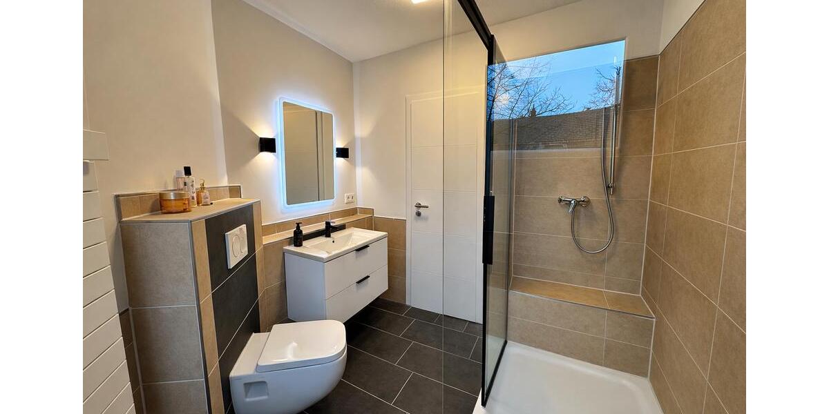 Etagenwohnung Bad Oeynhausen - 2 Zimmer, 75 m&sup2;, 650&euro; | Angebot:25792016