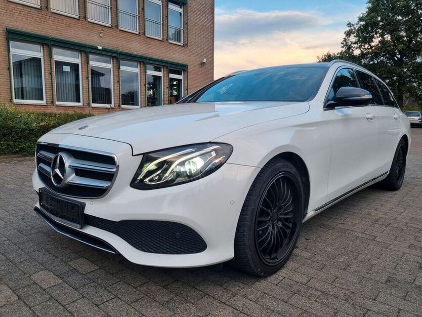 E 220