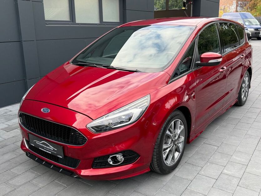 Ford S-Max 67.000 km 22.900 € Herford 32051