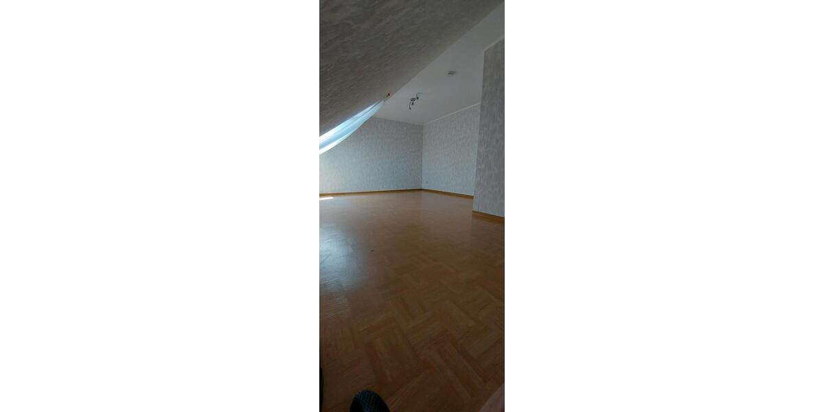 Reihenhaus Lemgo - 5 Zimmer, 121 m&sup2;, 260.000&euro; | Angebot:27255209