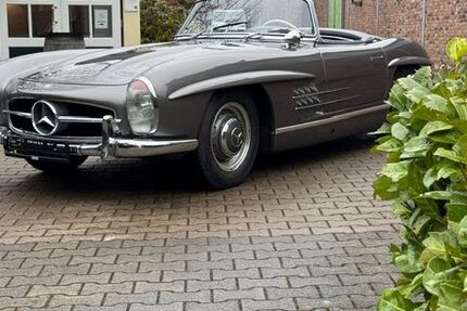 Mercedes-Benz 300 31.800 km 1.340.000 &euro; Gütersloh 33335