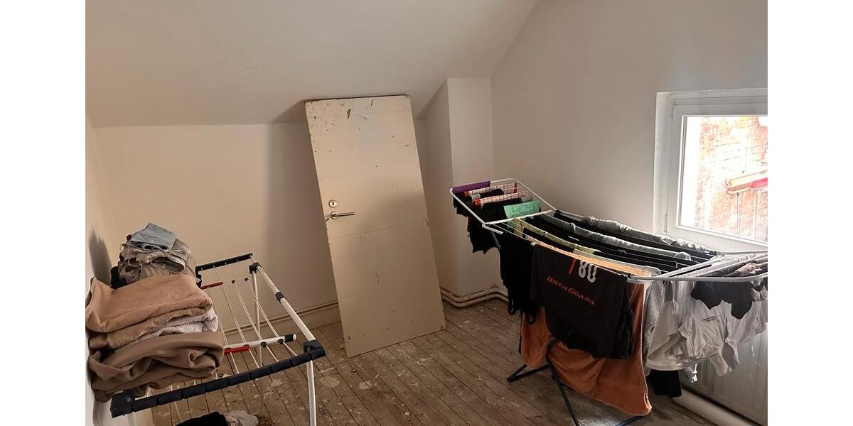 Einfamilienhaus Lemgo - 5 Zimmer, 120 m&sup2;, 250.000&euro; | Angebot:26096902
