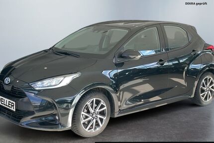 Toyota Yaris 32.572 km 18.990 &euro; Bielefeld 33609