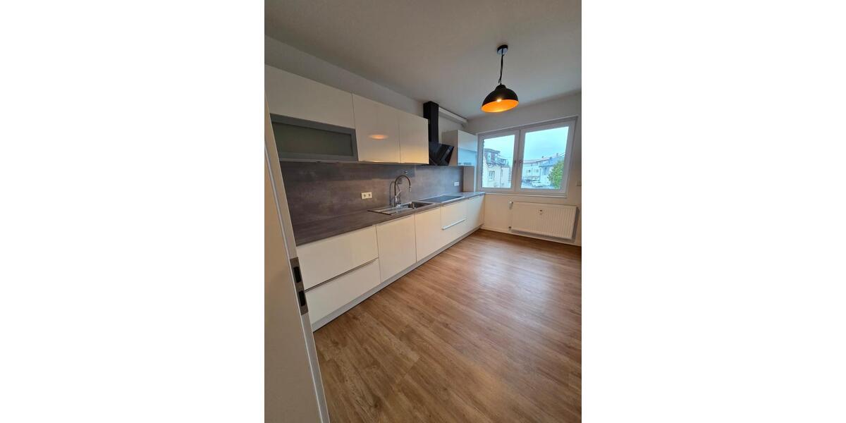 Maisonettenwohnung Leopoldshöhe - 5 Zimmer, 180 m&sup2;, 1.500&euro; | Angebot:25858711