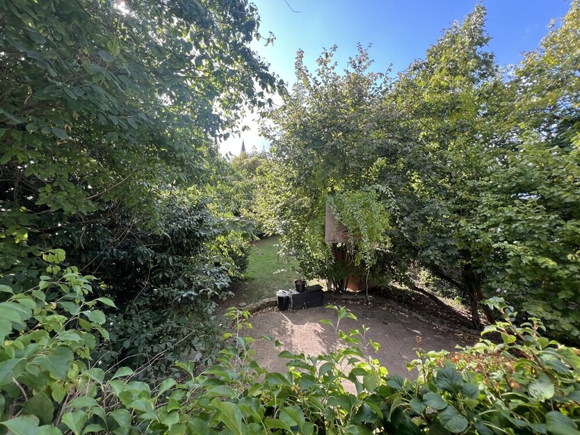 Charmantes Einfamilienhaus in Toplage zur Innenstadt! Separat erhältlich weitere ca. 566m² Baufläche 5 zimmer