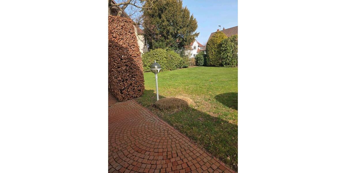 Erdgeschoßwohnung Enger - 3 Zimmer, 107 m&sup2;, 800&euro; | Angebot:25538856