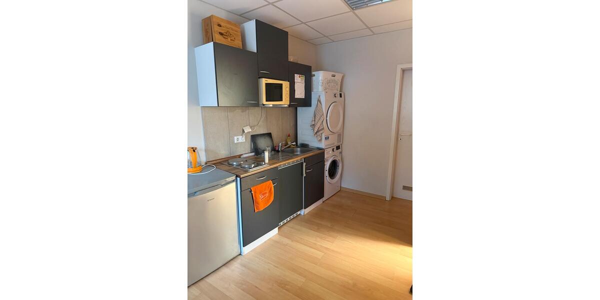 Ladenlokal! Ideal für Mode, Kosmetik, Praxis zimmer