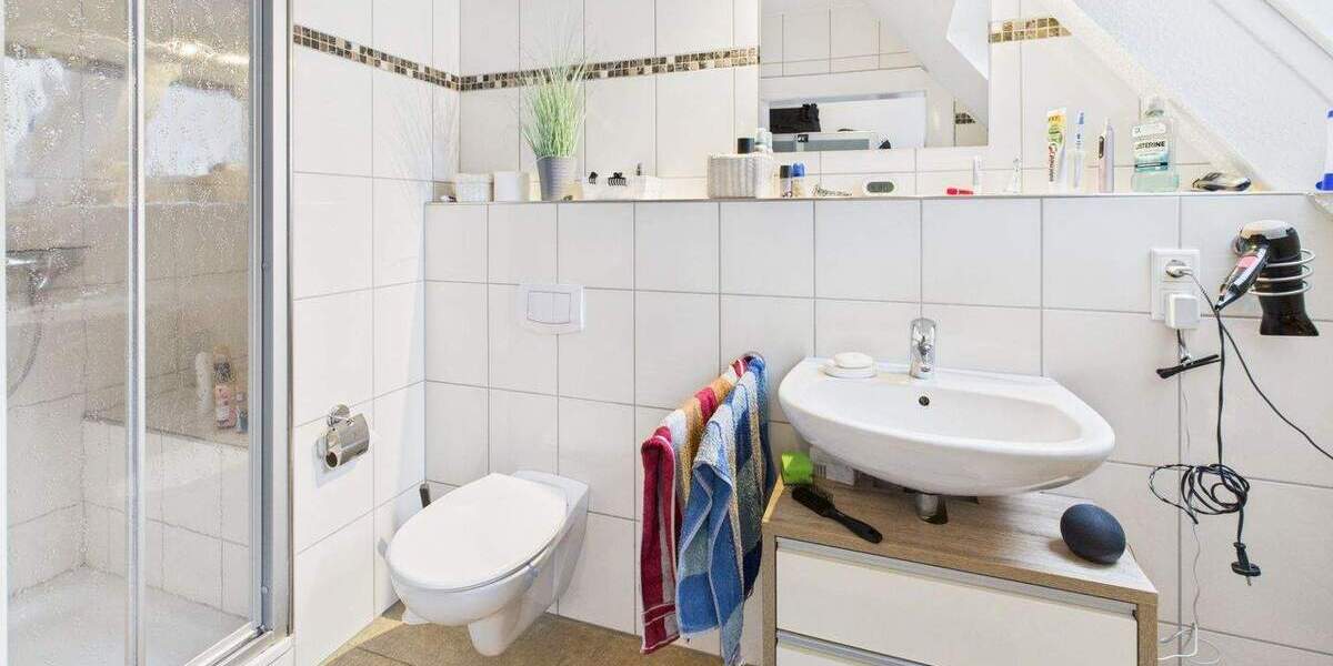 Mehrfamilienhaus, Wohnhaus Bad Salzuflen Innenstadt - 9 Zimmer, 207 m&sup2;, 319.000&euro; | Angebot:25686370