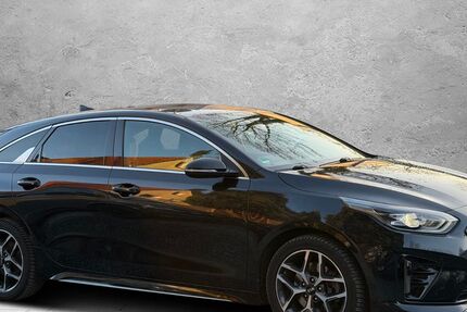 Kia pro ceed / ProCeed 99.000 km 15.600 &euro; Detmold 32758