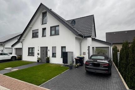 Moderne 3.-Zimmer Wohnung mit Garage in Bad Oeynhausen-Lohe zimmer