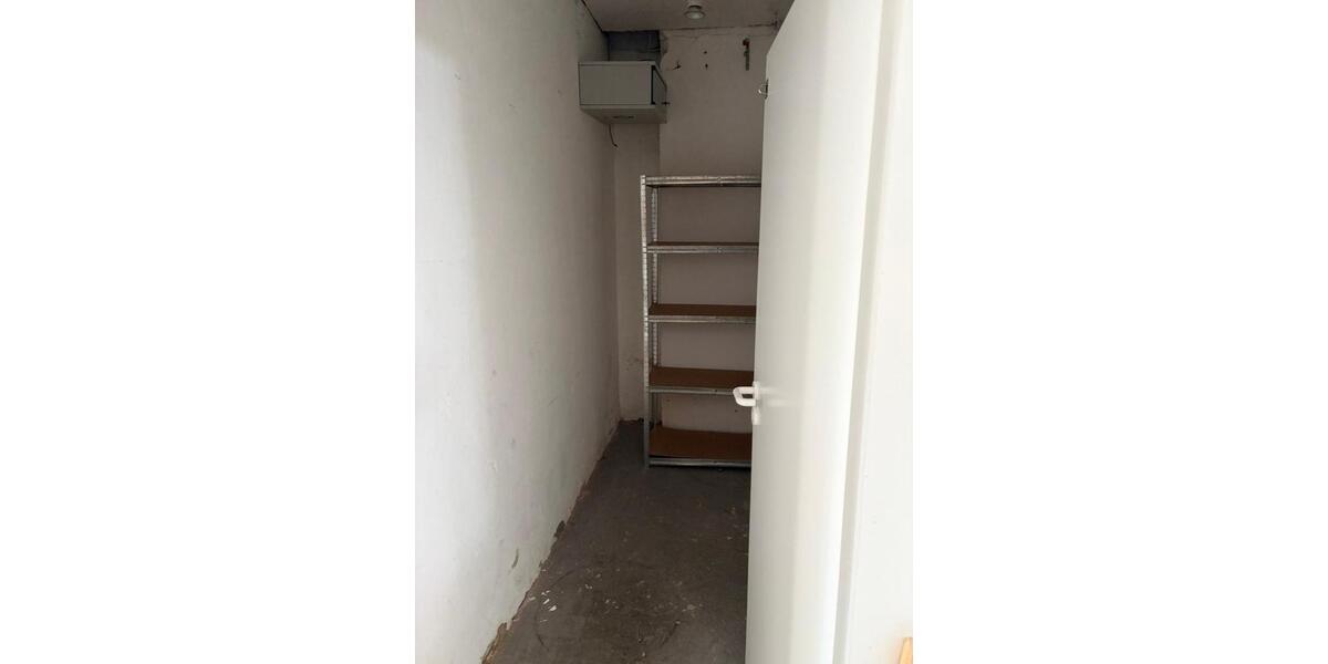 Gewerbeobjekt Lage - 576&euro; | Angebot:25382561