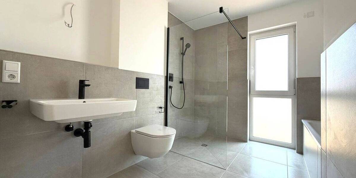 Etagenwohnung Bielefeld Jöllenbeck - 3 Zimmer, 80 m&sup2;, 321.000&euro; | Angebot:26330157