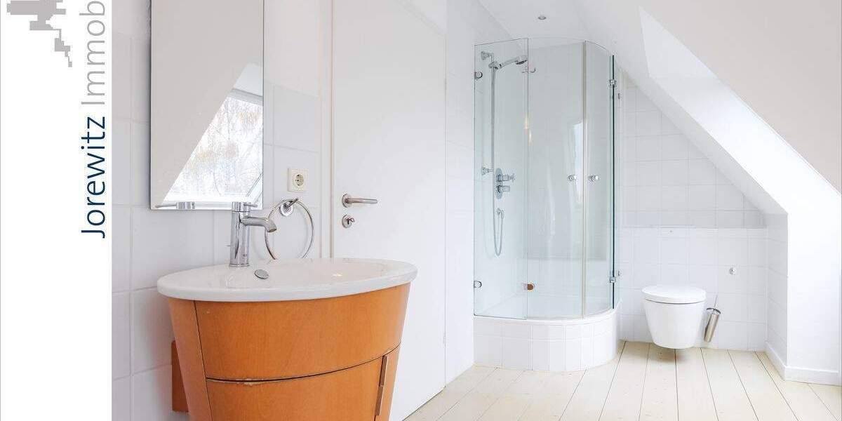 Bauernhaus, Landhaus Bielefeld Schildesche - 7 Zimmer, 202 m&sup2;, 1.998&euro; | Angebot:25669164