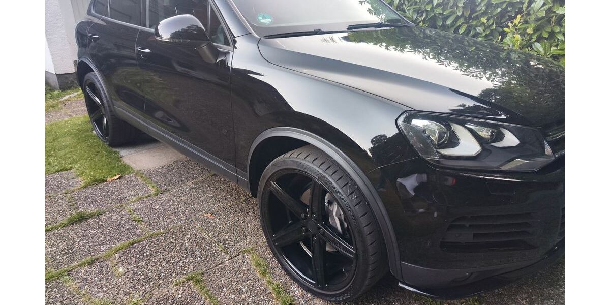 VW Touareg 239.500 km 14.850 &euro; Bad Salzuflen 32105