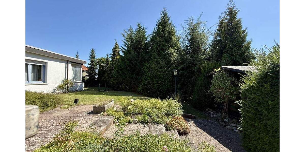 Bungalow Lage - 7 Zimmer, 208 m&sup2;, 339.000&euro; | Angebot:25780599