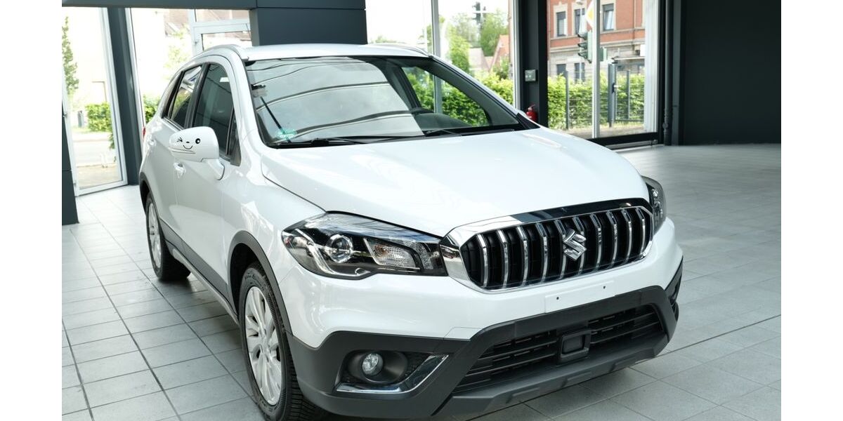 Suzuki SX4 81.618 km 14.499 &euro; Lage 32791