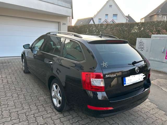 Skoda Octavia 226.000 km 7.400 &euro; Löhne 32584