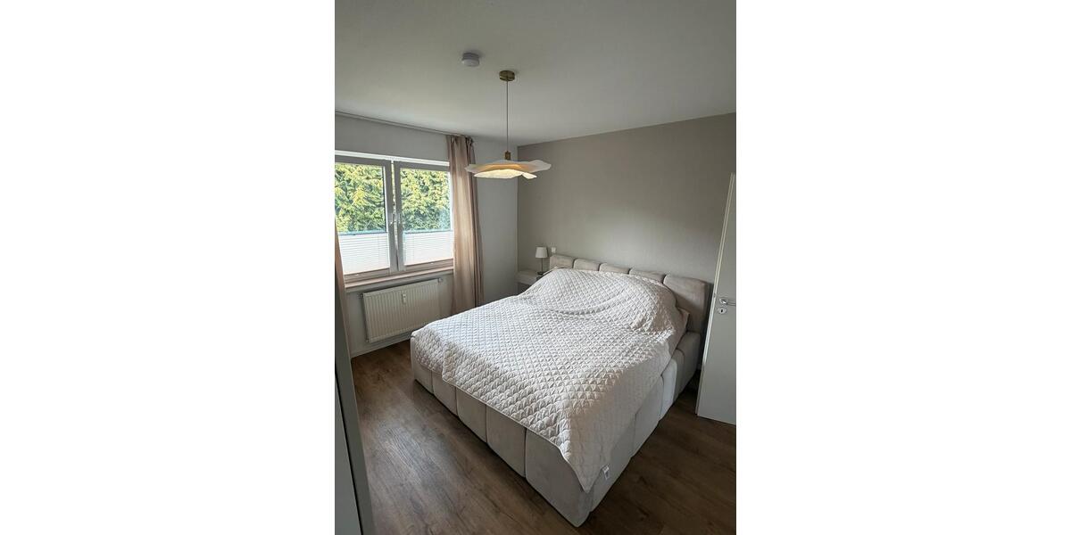 Etagenwohnung Bielefeld Gadderbaum - 2 Zimmer, 80 m&sup2;, 1.000&euro; | Angebot:26408174