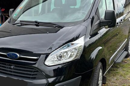 Ford Tourneo Custom 171.400 km 14.200 &euro; Lage 32791
