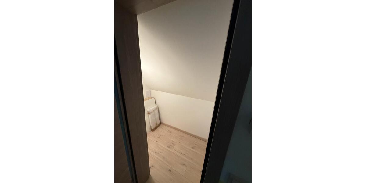 Mehrfamilienhaus, Wohnhaus Hüllhorst - 8 Zimmer, 244 m&sup2;, 1.790&euro; | Angebot:26533419