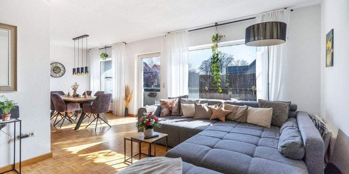 Etagenwohnung Gütersloh Innenstadt - 3 Zimmer, 87 m&sup2;, 179.000&euro; | Angebot:25643521