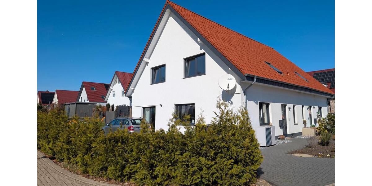 Doppelhaushälfte Bielefeld Jöllenbeck - 4 Zimmer, 130 m&sup2;, 1.430&euro; | Angebot:25807713
