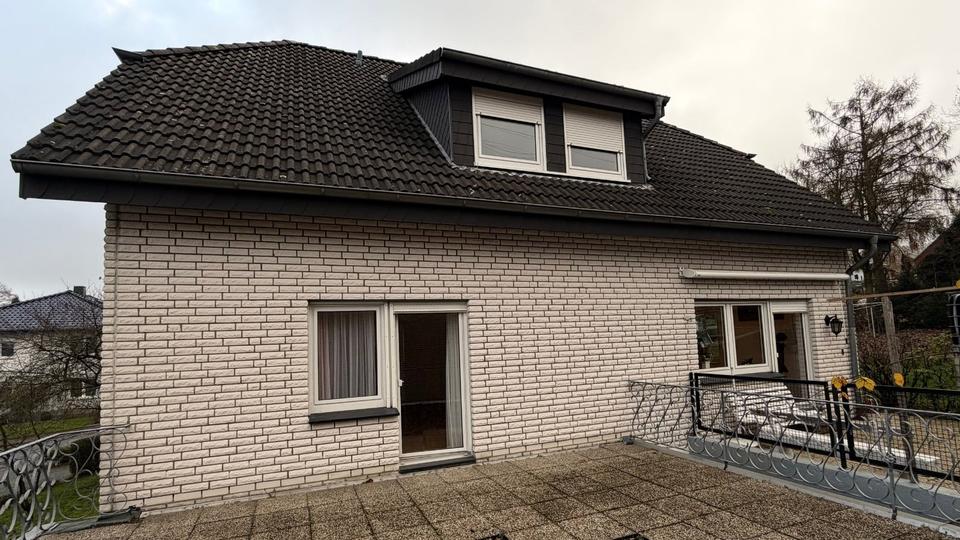 Großzügiges Einfamilienhaus in Klinikumsnähe – provisionsfrei 8 zimmer