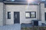 Großzügiges Neubau-Reihenhaus mit 2 Stellplätzen + Garten