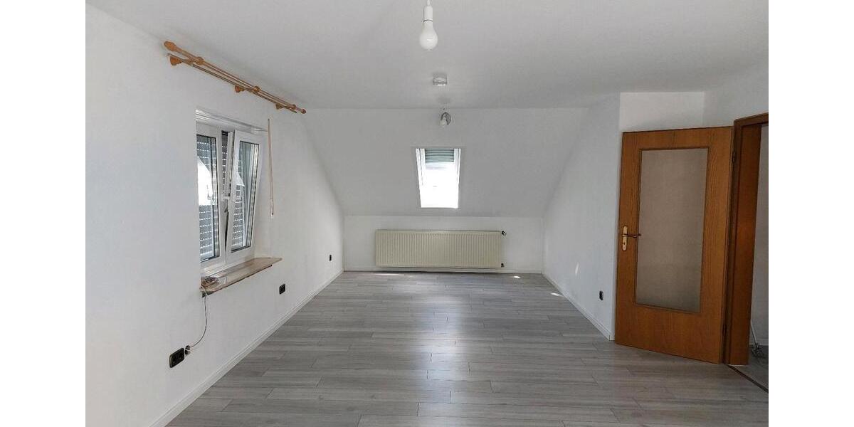 DG-Wohnung 85qm (Warmmiete 1080 €) zimmer