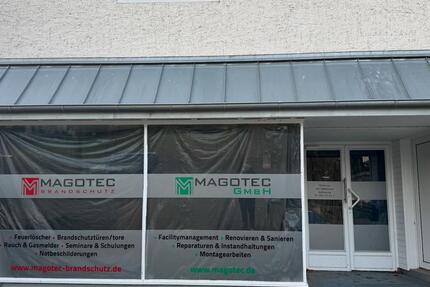 ZU VERMIETEN LADENLOKAL in BündeDünne zimmer