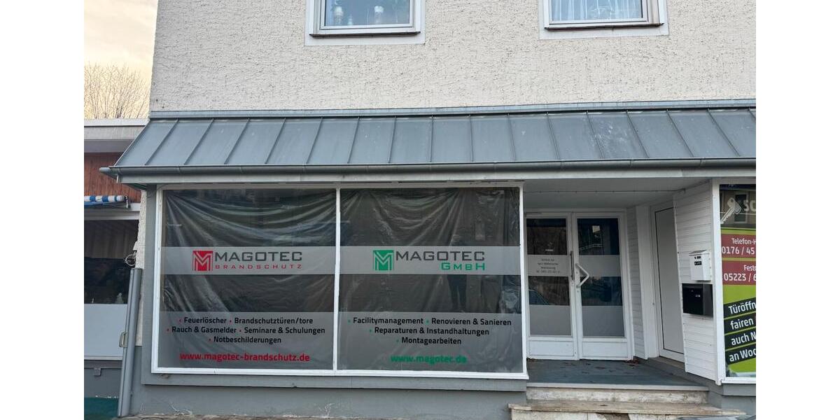 ZU VERMIETEN LADENLOKAL in BündeDünne zimmer