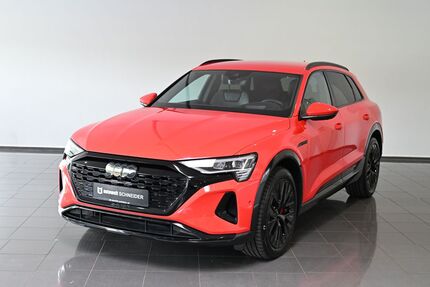 Audi Q8 e-tron 76.656 km 48.750 € Paderborn 33100