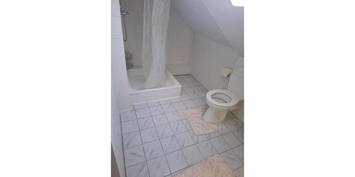 Reihenhaus Detmold - 6 Zimmer, 178 m&sup2;, 360.000&euro; | Angebot:25164736