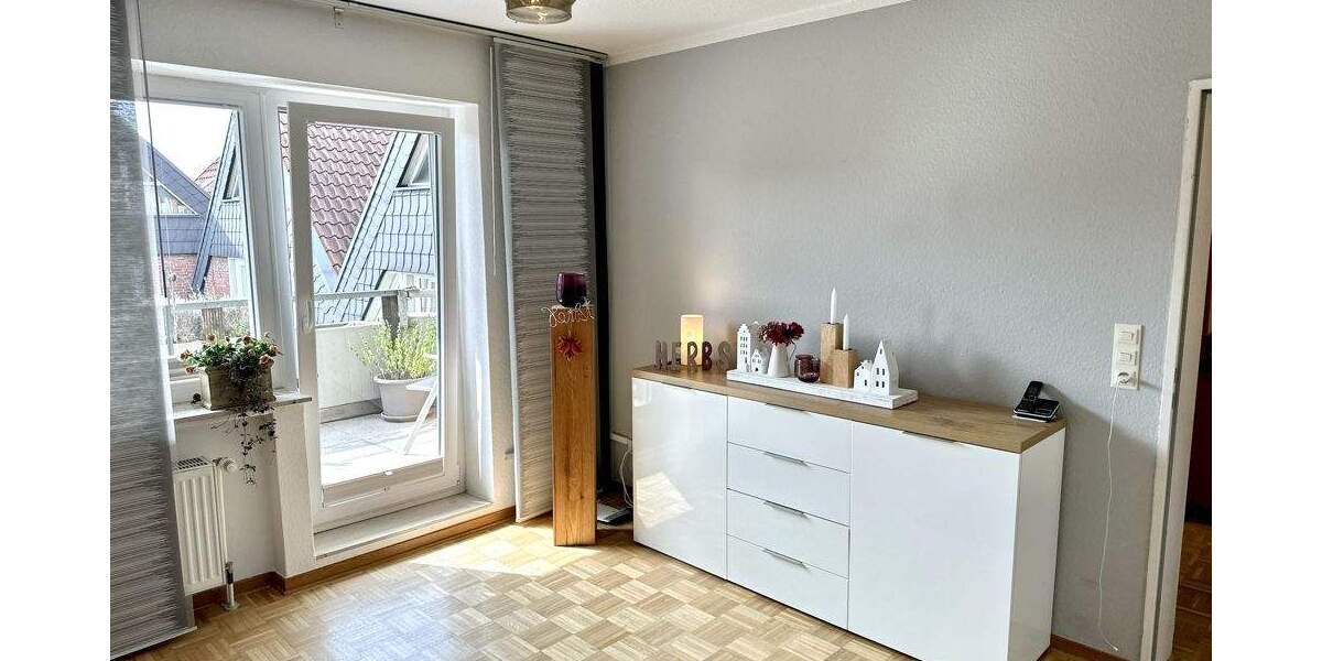 Etagenwohnung Bielefeld / Brackwede Brackwede - 3 Zimmer, 91 m&sup2;, 775&euro; | Angebot:25669081