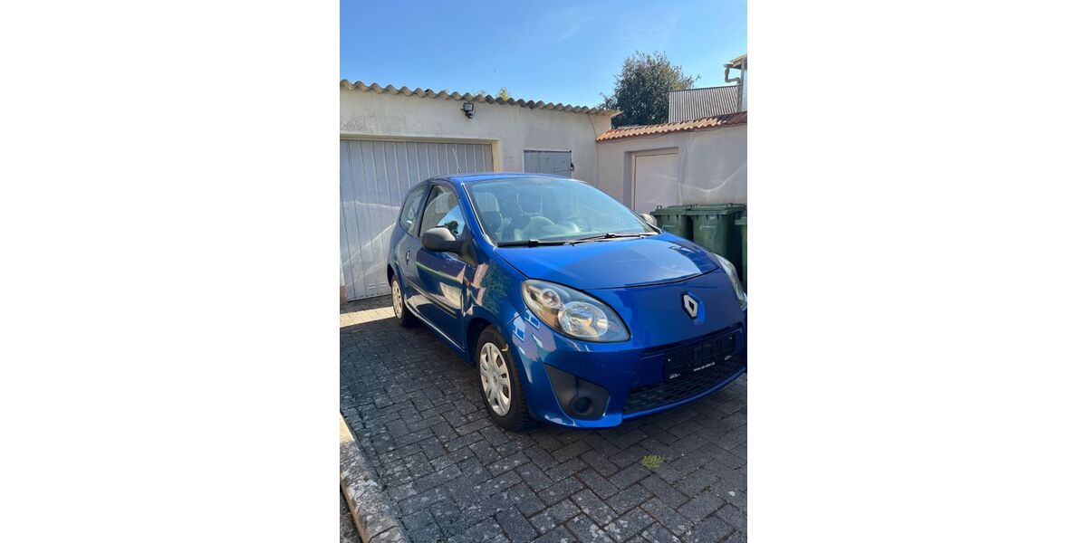 Renault Twingo 185.500 km 1.350 &euro; Löhne 32584