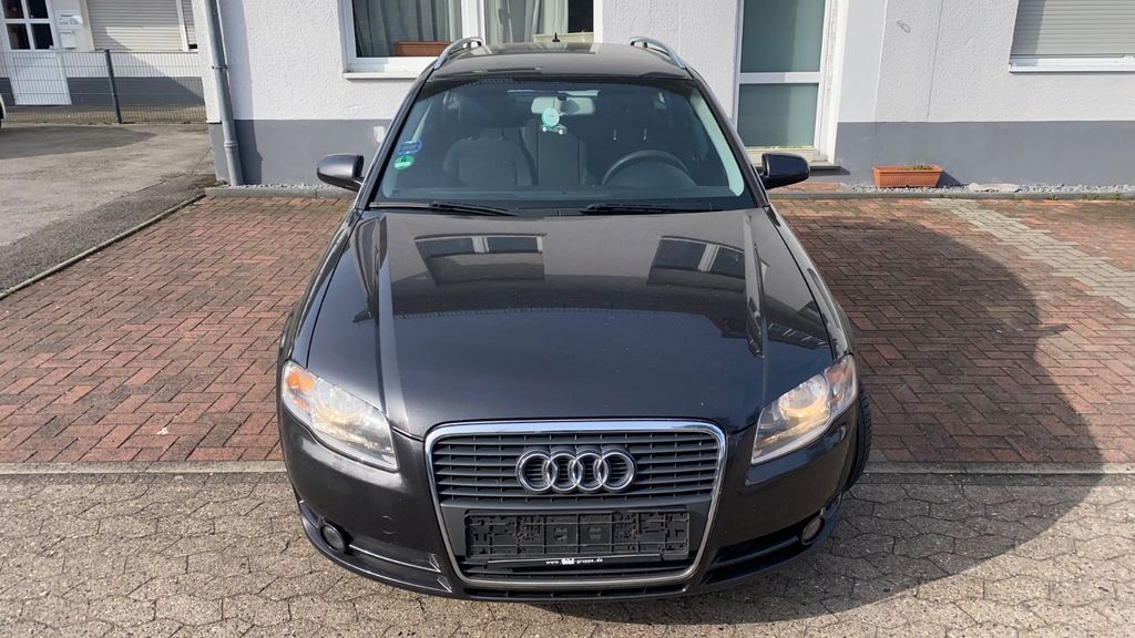 Audi A4 345.000 km 1.250 &euro; Augustdorf 32832
